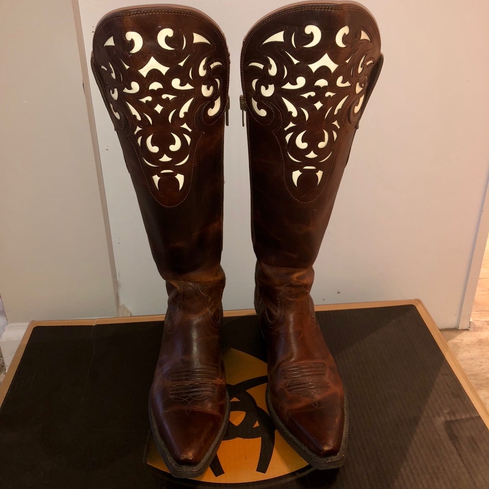 Ariat Hacienda Boots